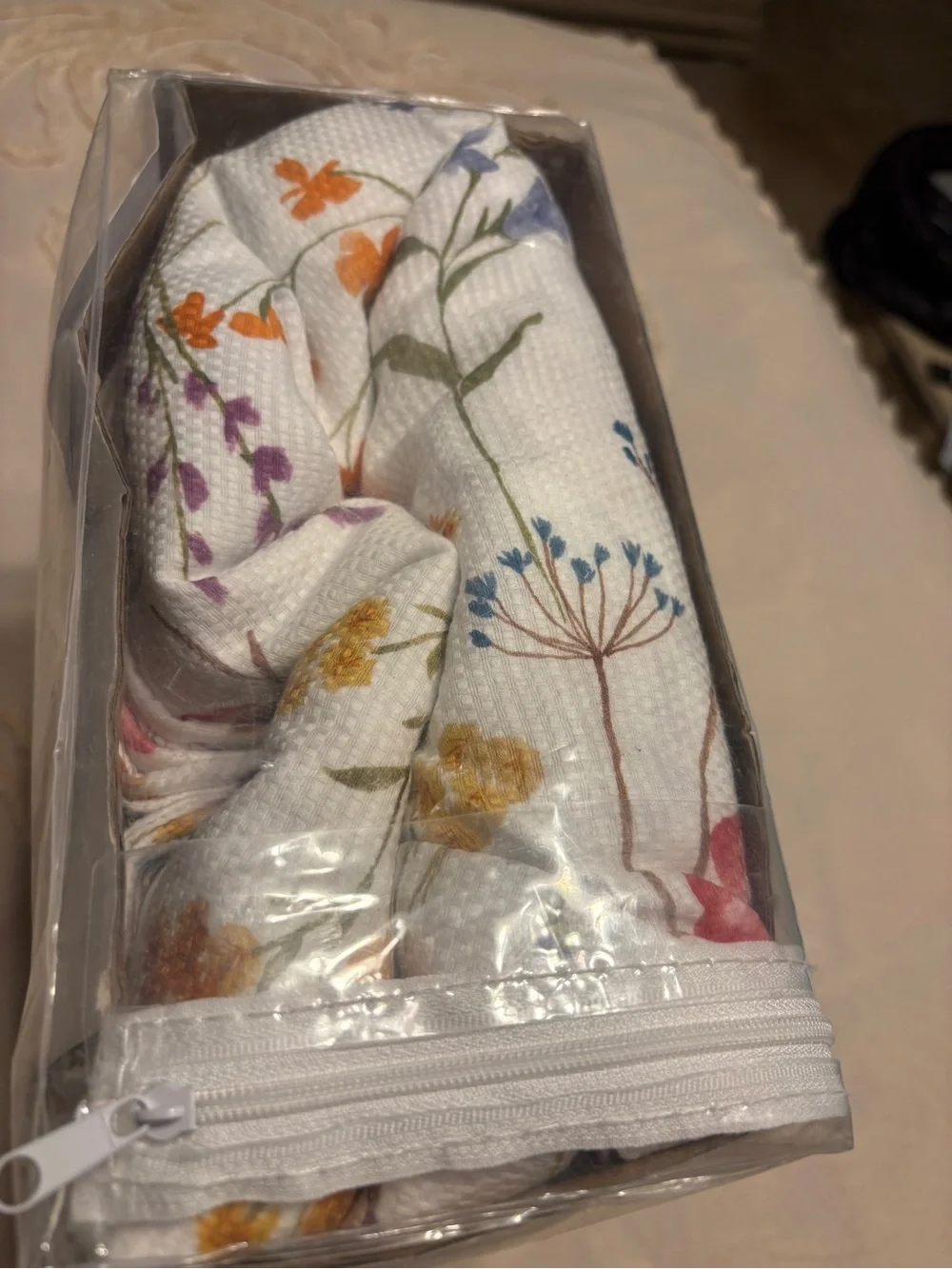 Full/Queen Sky Wildflowers Comforter Cover-White background with flower print